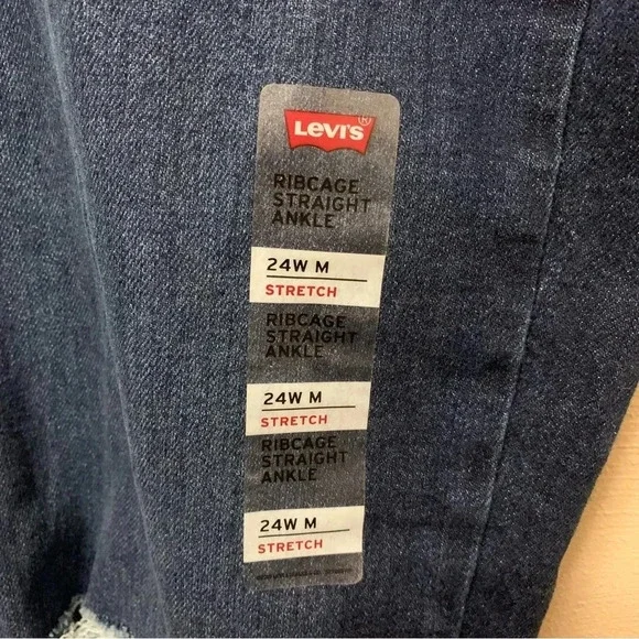 Levi’s Ribcage Straight Ankle Jeans - Picture 8 of 12